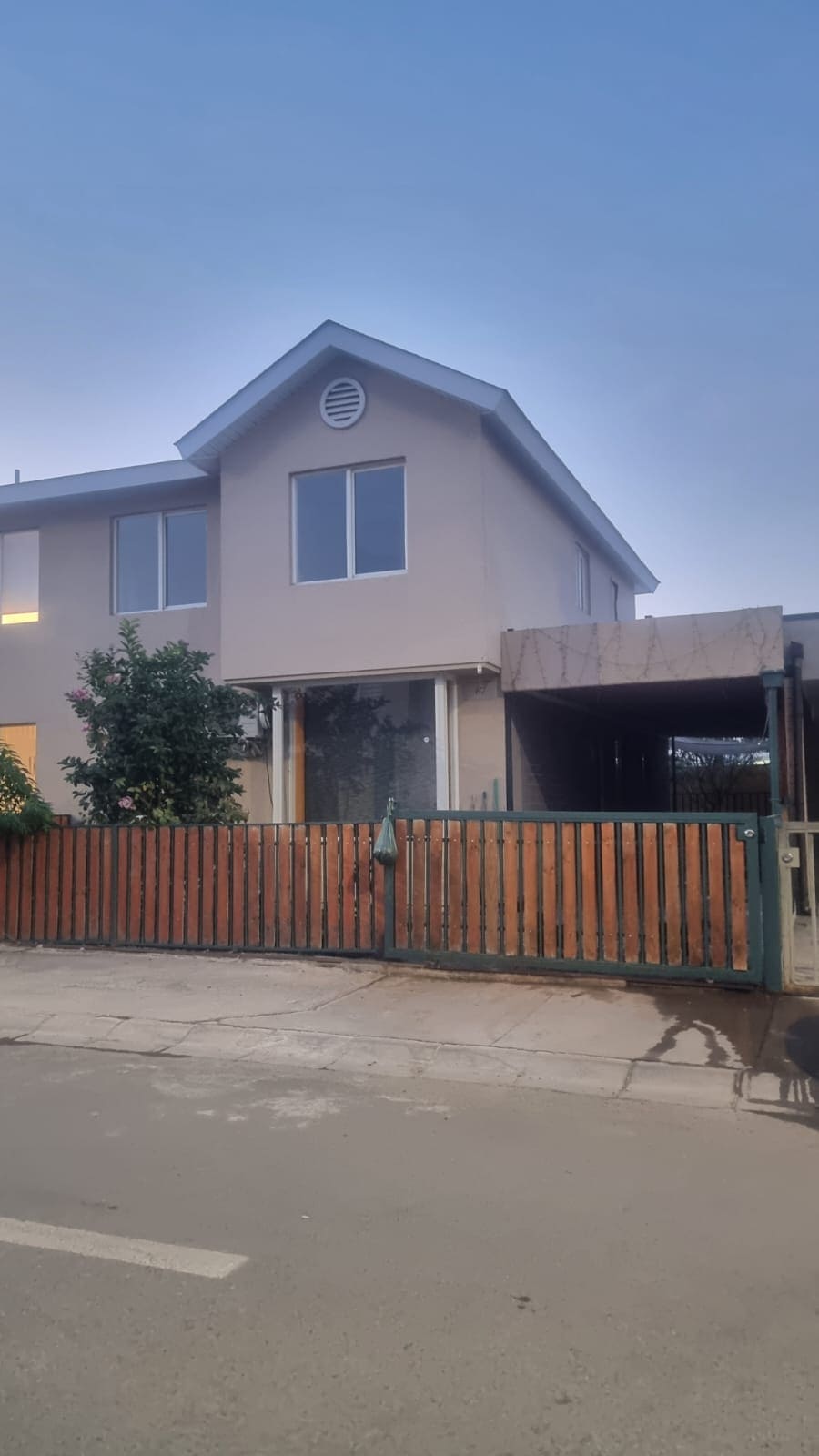 Casa 3D3B Y Máxima Seguridad En Condominio Privado en Valle Grande , Lampa.