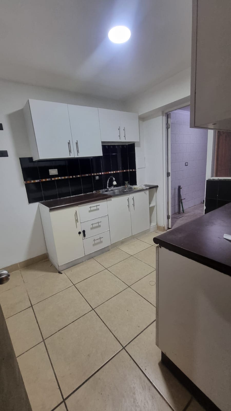 Casa 3D3B Y Máxima Seguridad En Condominio Privado en Valle Grande , Lampa.