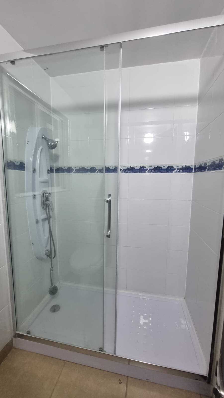 Casa 3D3B Y Máxima Seguridad En Condominio Privado en Valle Grande , Lampa.